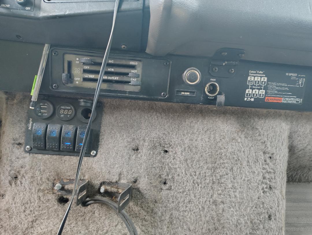 1994 INTERNATIONAL 9200 6x4 - Image 38